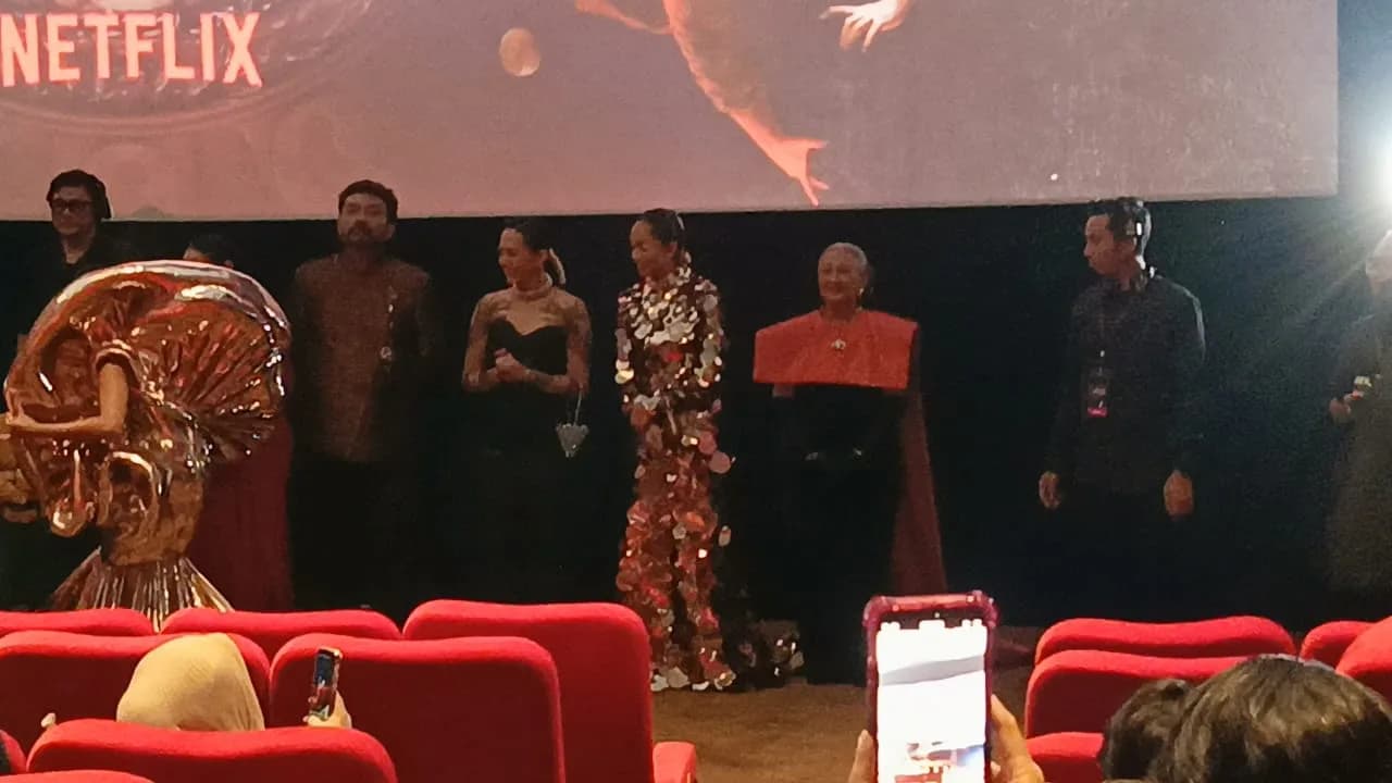 Seluruh Pemain Hadir dalam Gala Premier Serial "Joko Anwar's Nightmares and Daydreams" (Sumber: Redaksi Media Formasi/Diva Mawarni Permana)