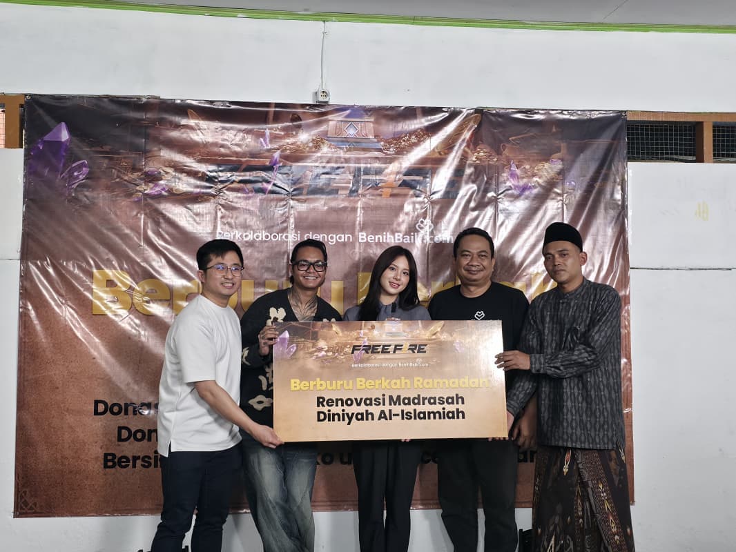 Renovasi Madrasah Bersama Zee dan Reza Arap